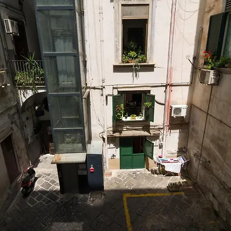 Domus Toledo 아파트 *
